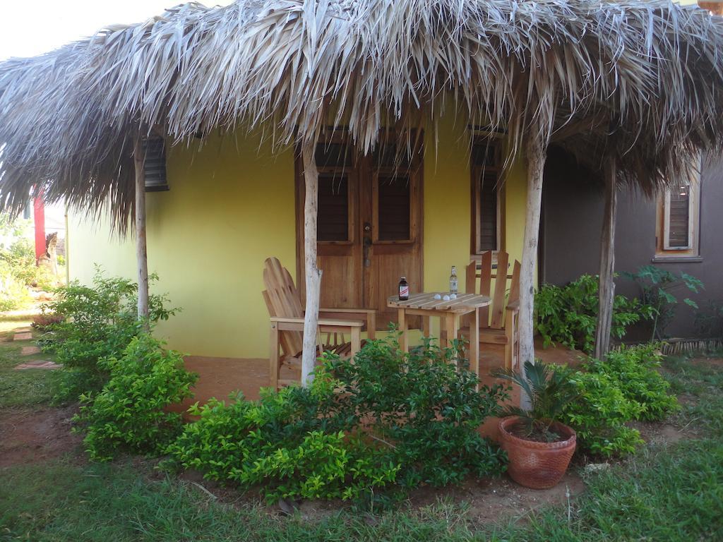 Kudehya Guesthouse Трежър Бийч Стая снимка